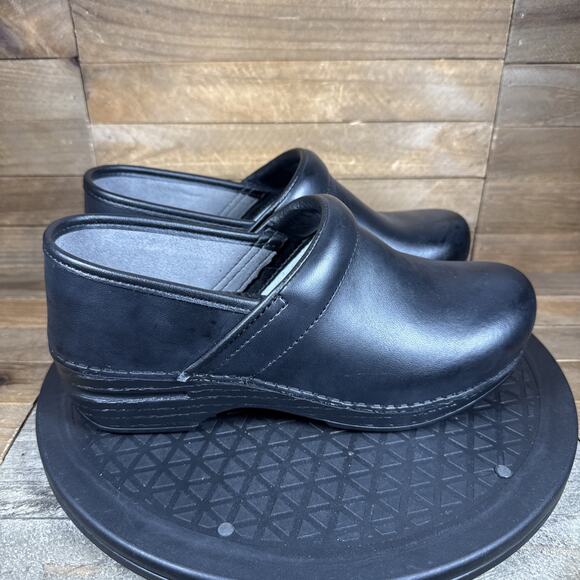 Dansko Women's Sz US 6.5-7 Eur 37 Professional Black Leather Clogs NO INSOLES - Picture 1 of 10